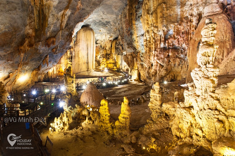 Du lịch Hạ Long khám phá ‘thiên đường hang động’