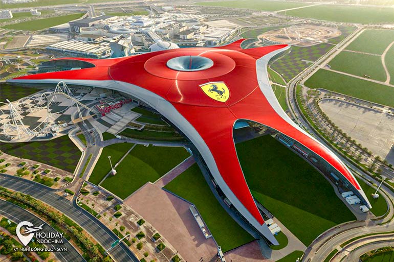 Công viên Ferrari World Abu Dhabi 5/2022 có gì thú vị?