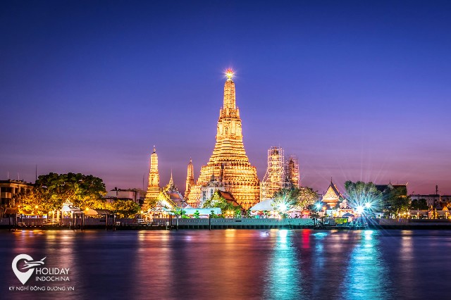 Bangkok thành phố hoa lệ của xứ chùa Vàng