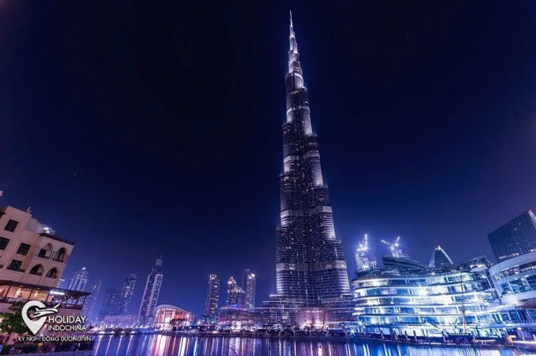 Tháp Burj Khalifa cao nhất thế giới có gì trải nghiệm 5/2022