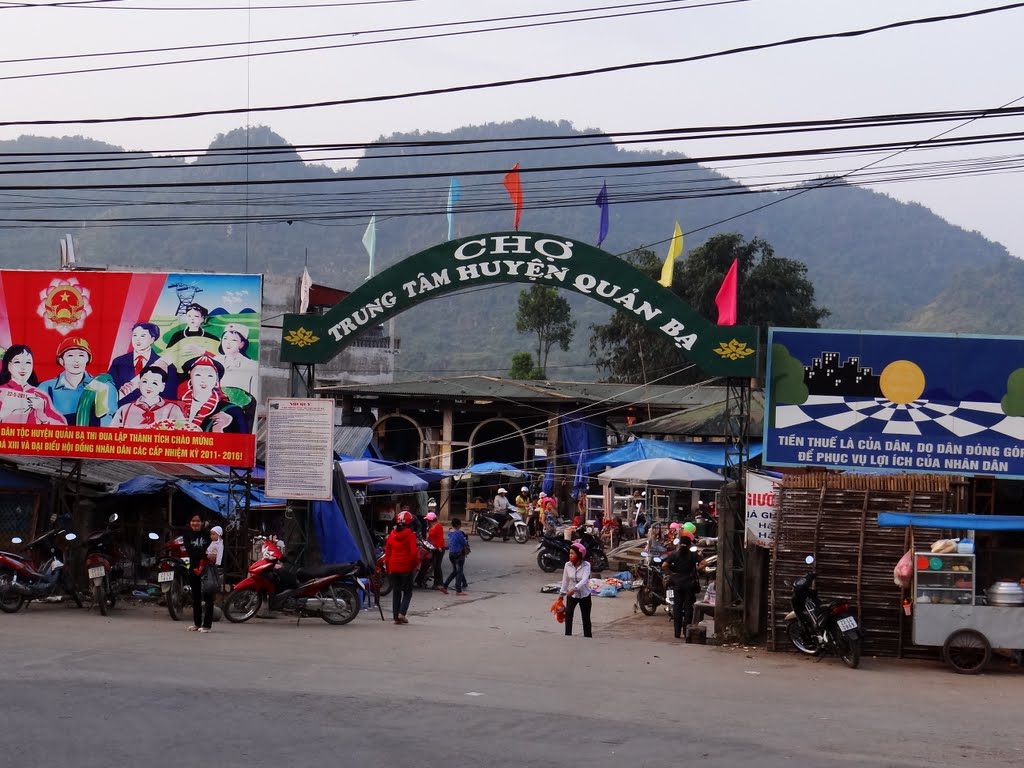 Chợ phiên Quản Bạ một nét độc đáo ở Hà Giang