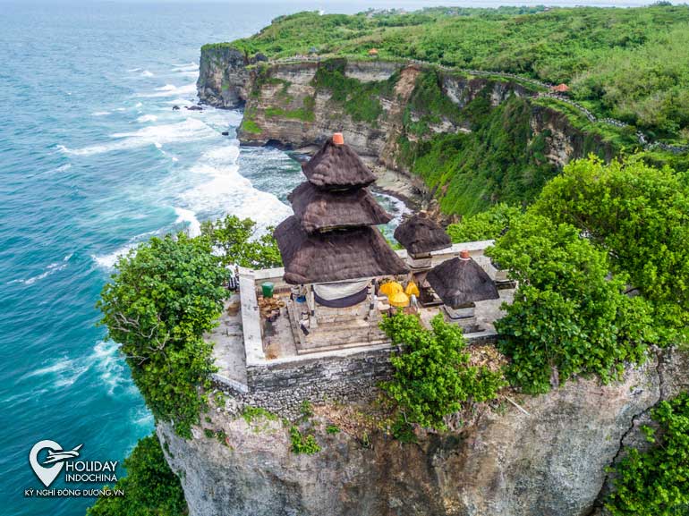 Đền Uluwatu Bali có gì thu hút khách du lịch? - (2024)