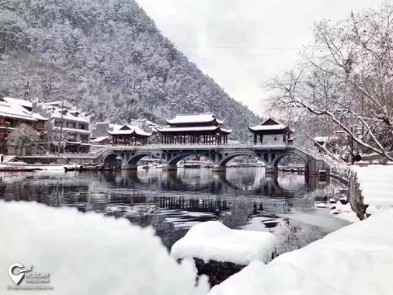 Kinh nghiệm du lịch Phượng Hoàng cổ trấn mùa lạnh