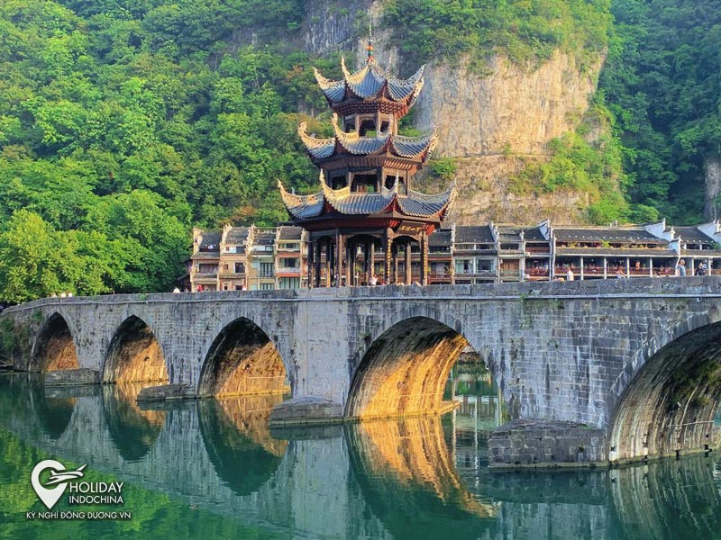 Trấn Viễn Cổ Thành 2024 - Thành cổ đẹp bậc nhất Trung Quốc