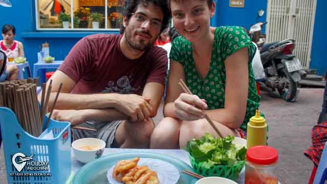 Hanoi Street Food Tour 04/24