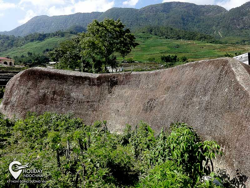 Khám phá bãi đá cổ Sapa - Nét nghệ thuật đan xen bí ẩn