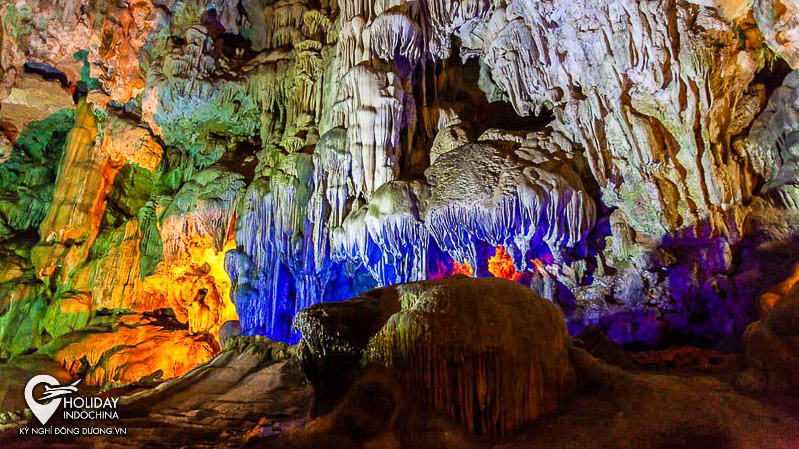 Động Thiên Cung Hạ Long có gì bí ẩn?