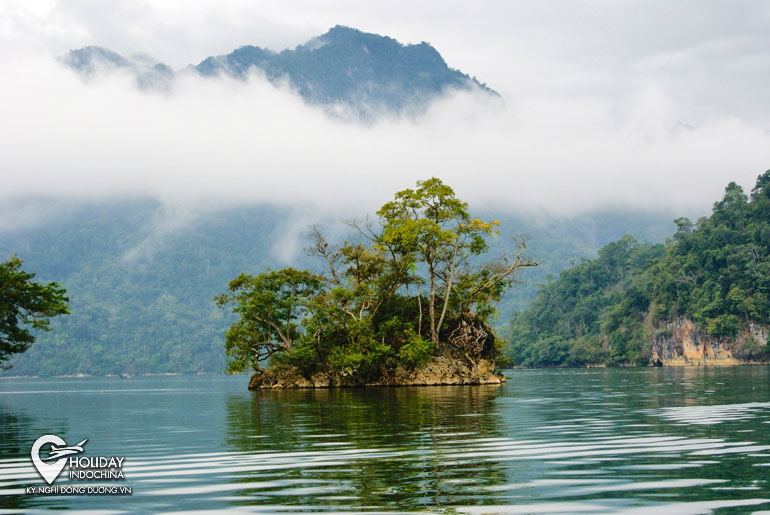 Kinh Nghiệm Du lịch Hồ Ba Bể Bắc Kạn (2025)