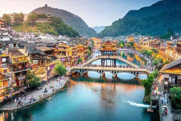 Review Tour Trung Quốc Giá Rẻ Từ Hà Nội – Trải Nghiệm Hành Trình Đầy Mê Hoặc
