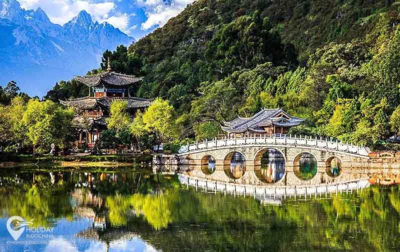 Lệ Giang cổ trấn - Miền mộng mơ ngay từ cái tên