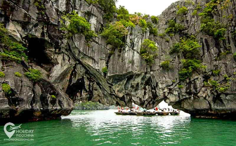 Chèo kayak qua hang Luồn có gì vui? - Du lịch Hạ Long (2025)