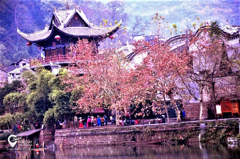 Những điểm check-in nổi tiếng tại Phượng Hoàng cổ trấn