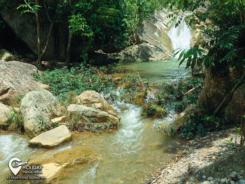 Đến Bắc Kạn chiêm ngưỡng thác Nà Khoang hùng vĩ