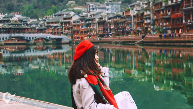Hà Nội - Trương Gia Giới - Phượng Hoàng Cổ Trấn Máy Bay