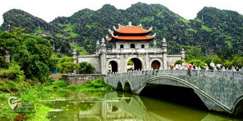 Cố đô Hoa Lư - Tam Cốc - Ninh Bình