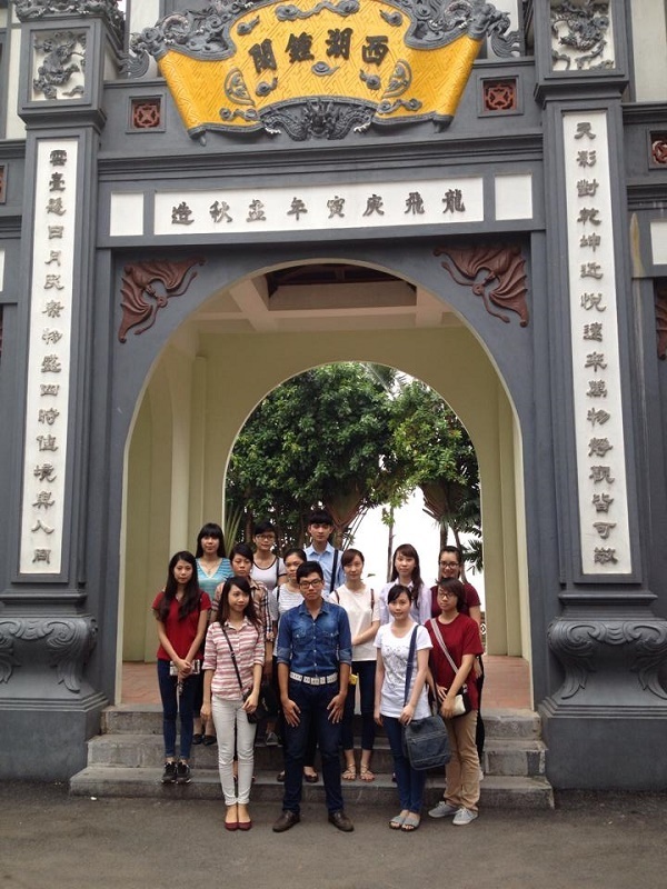 Chuyện &iacute;t biết về những người l&agrave;m du lịch m&ugrave;a Tết