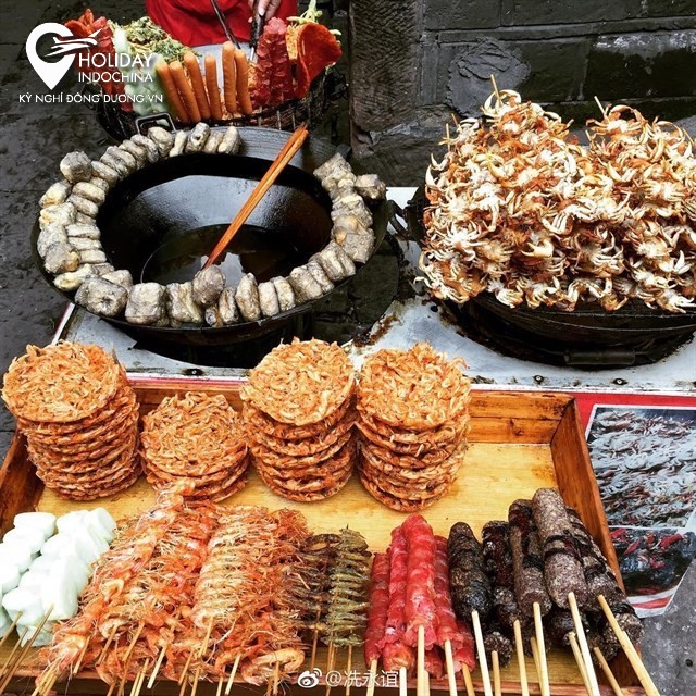 tour vi&ecirc;n gia giới