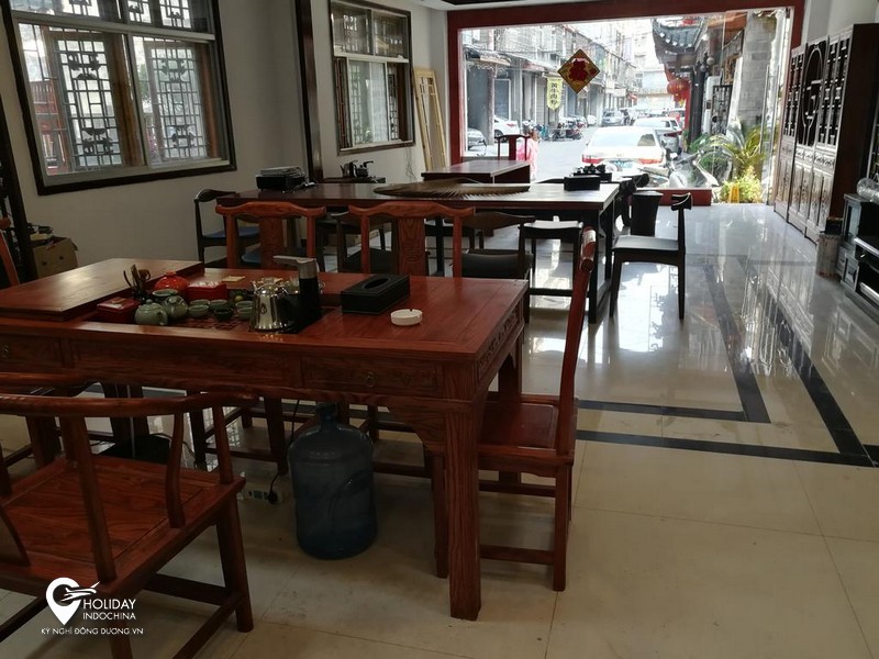 tour phượng ho&agrave;ng cổ trấn từ tphcm