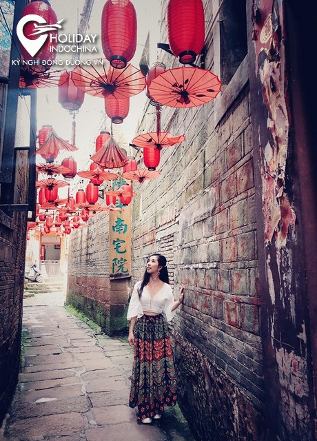 du lịch phượng ho&agrave;ng cổ trấn