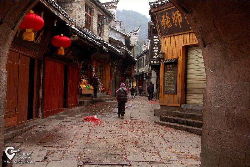 tour phượng ho&agrave;ng cổ trấn