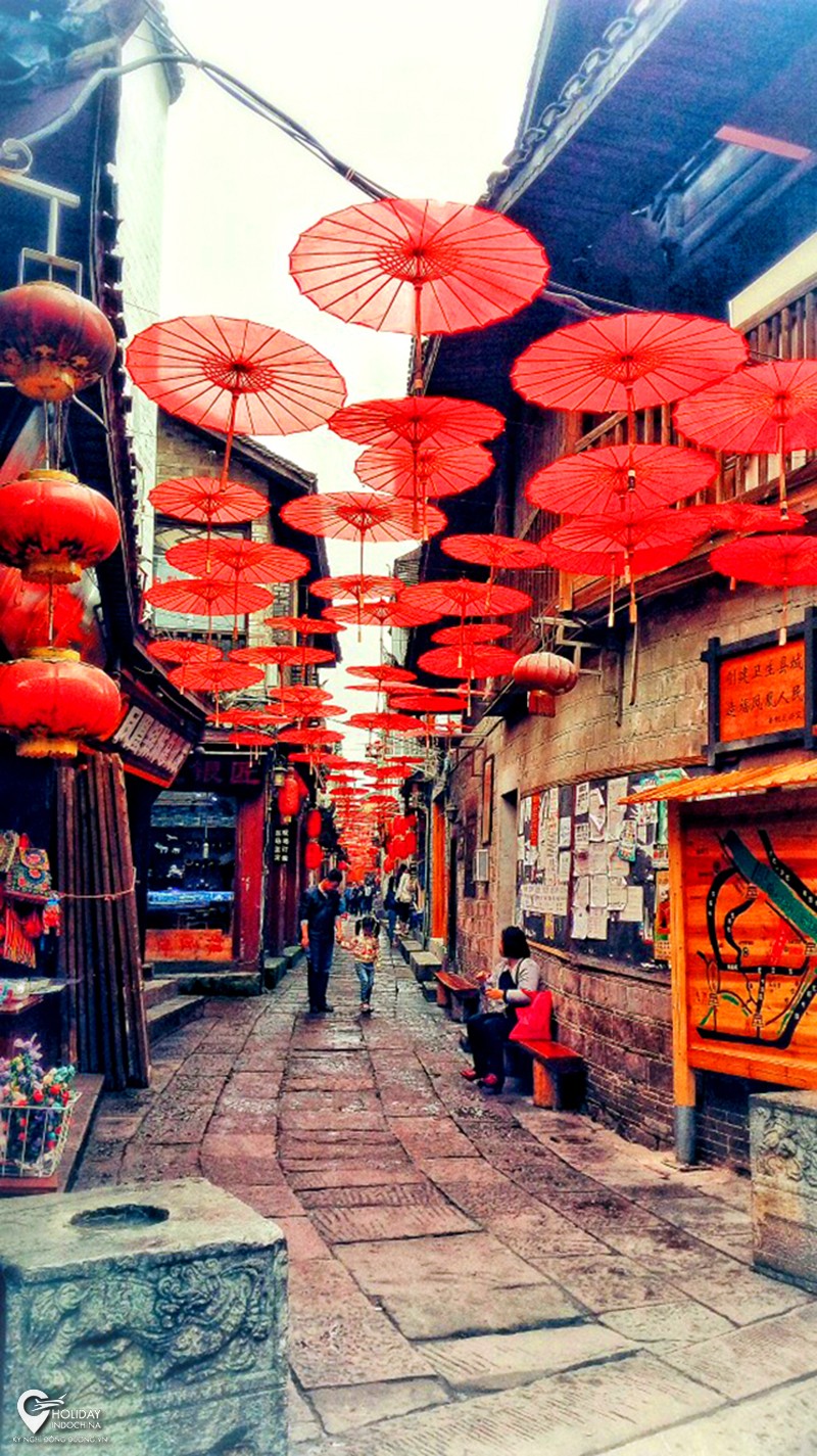 phượng ho&agrave;ng cổ trấn trung quốc