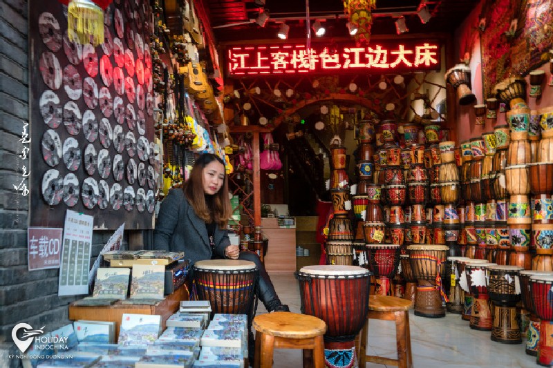 du lịch phượng ho&agrave;ng cổ trấn