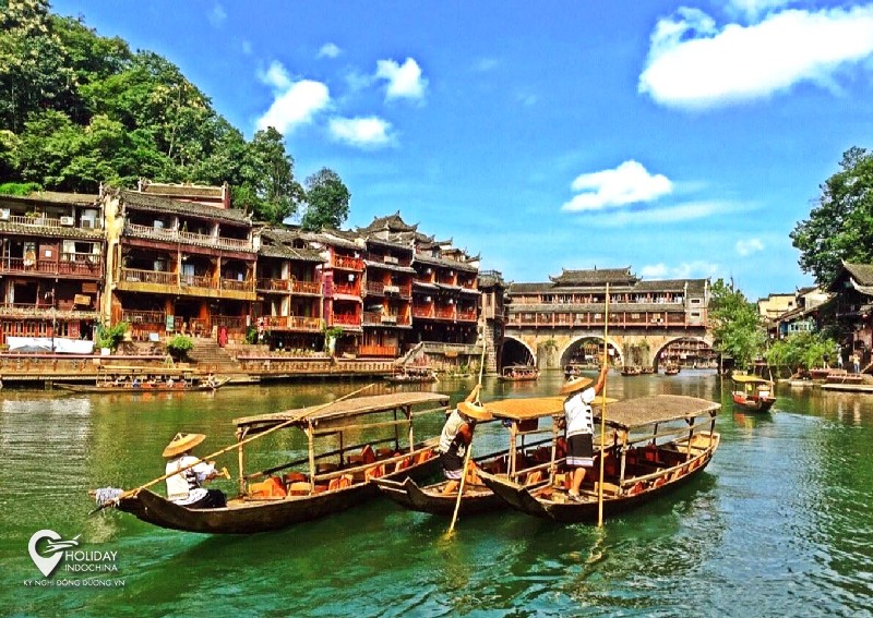 tour phượng ho&agrave;ng cổ trấn từ h&agrave; nội