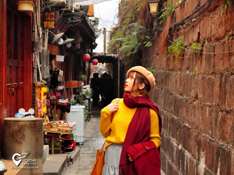 tour phuong hoang co tran