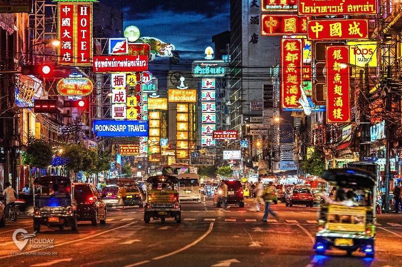 Bangkok thành phố hoa lệ của xứ chùa vàng