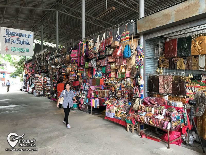 tua đi th&aacute;i lan