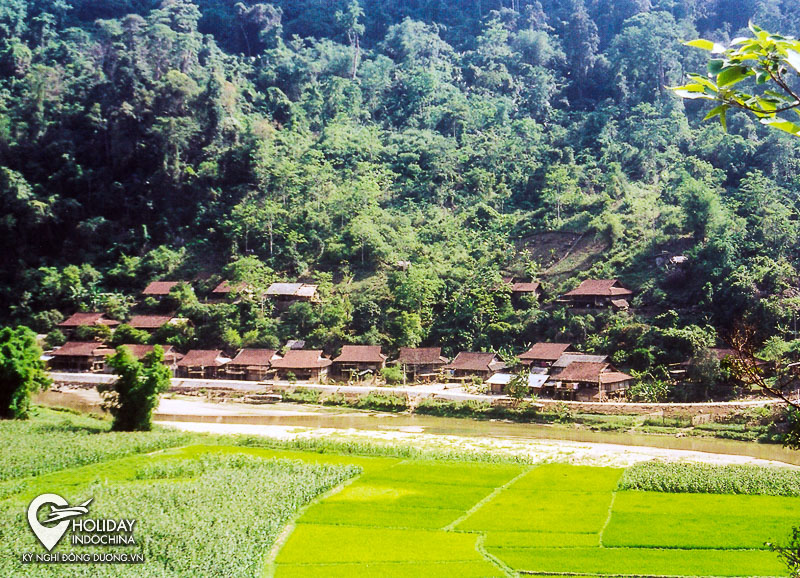 tour hồ ba bể bắc kạn