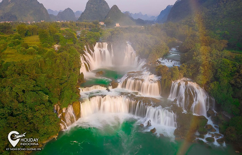 tour th&aacute;c bản giốc