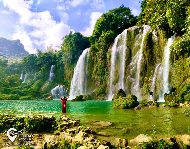 du lịch th&aacute;c bản giốc