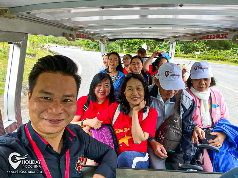 tour th&aacute;c bản giốc