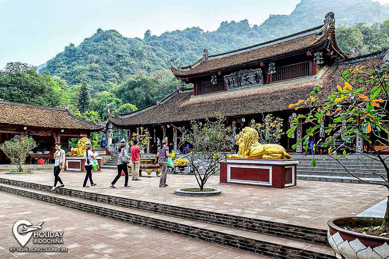 tour du lịch ch&ugrave;a hương