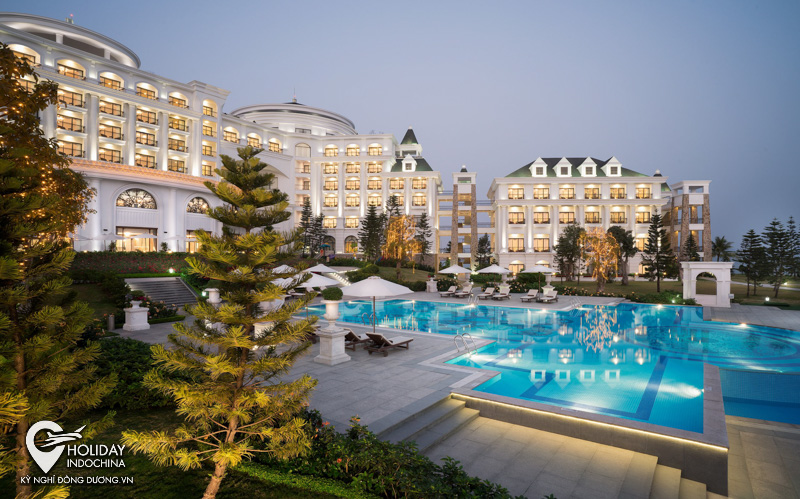 tour du thuyền hạ long gi&aacute; rẻ