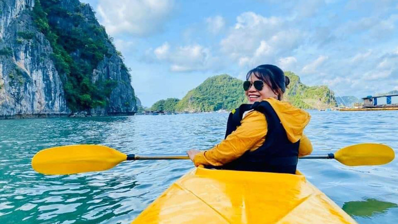 du thuyền hạ long