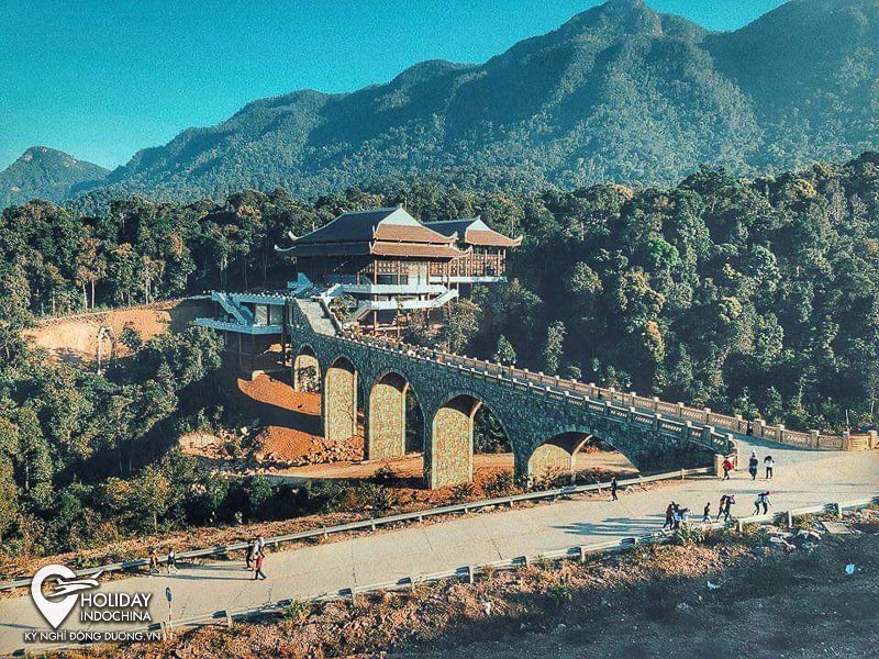 du lịch y&ecirc;n tử quảng ninh hạ long