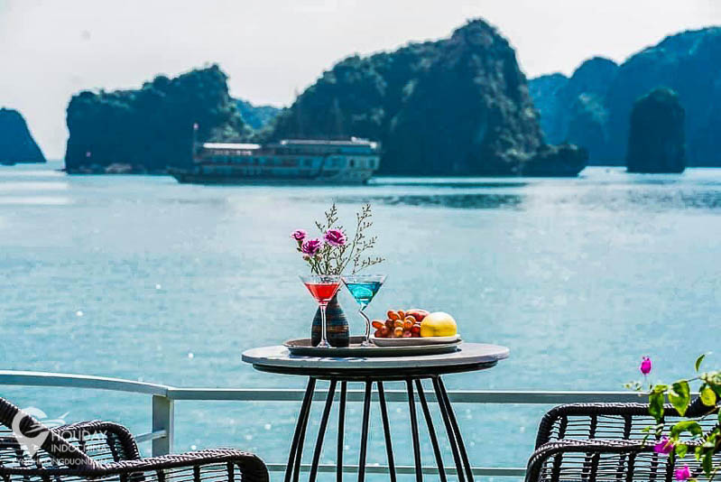 du lịch c&aacute;t b&agrave; hạ long