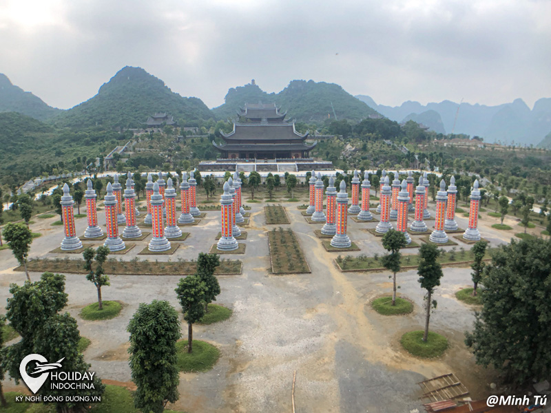 tour ch&ugrave;a tam ch&uacute;c