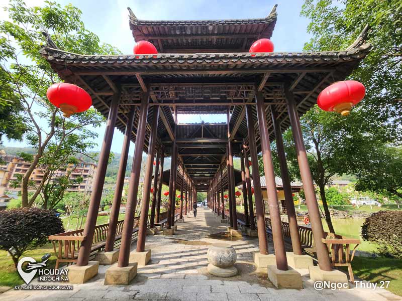 tour b&igrave;nh bi&ecirc;n 