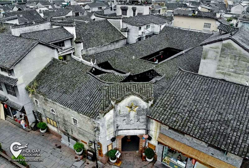 tour phượng hoàng cổ trấn